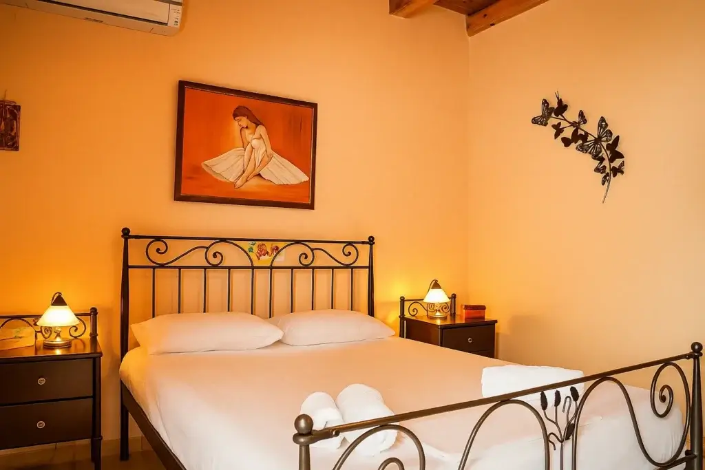 Elafonisos Studio bed 3 | Viva Elafonisi